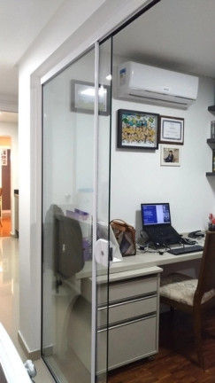 Imagem Apartamento com 3 Quartos à Venda, 101 m² em Rio Branco - Porto Alegre