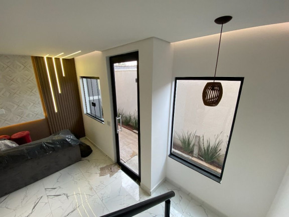 Imagem Sobrado com 2 Quartos à Venda, 90 m² em Vila Figueira - Suzano Imagem Sobrado com 2 Quartos à Venda, 90 m² em Vila Figueira - Suzano