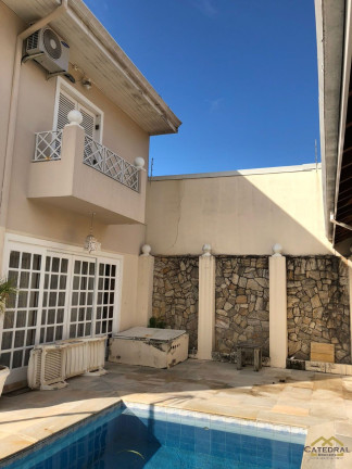 Sobrado com 3 Quartos à Venda, 550 m² em Jardim Das Samambaias - Jundiaí