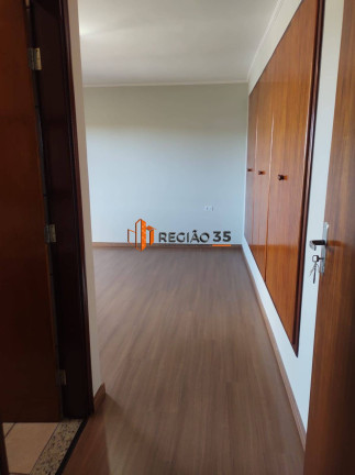 Imagem Casa com 3 Quartos à Venda, 250 m² em Jardim Ipê - Poços De Caldas Imagem Casa com 3 Quartos à Venda, 250 m² em Jardim Ipê - Poços De Caldas