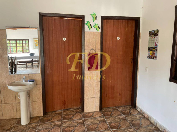 Imagem Chácara com 9 Quartos à Venda, em Pedra Vermelha (terra Preta) - Mairiporã Imagem Chácara com 9 Quartos à Venda, em Pedra Vermelha (terra Preta) - Mairiporã