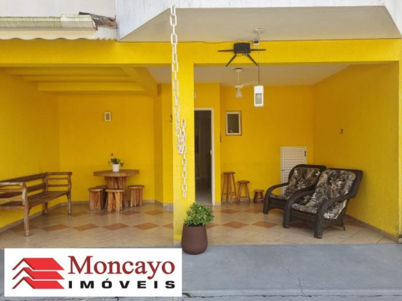 Casa com 2 Quartos à Venda, 70 m² em Loteamento Jardim Aruan - Caraguatatuba