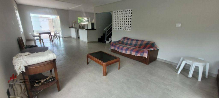 Imagem Sobrado com 4 Quartos à Venda, 180 m² em Solemar - Praia Grande Imagem Sobrado com 4 Quartos à Venda, 180 m² em Solemar - Praia Grande
