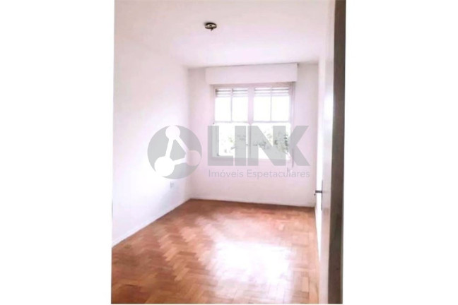 Imagem Apartamento com 2 Quartos à Venda, 55 m² em Jardim Botânico - Porto Alegre