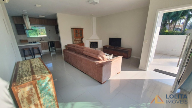 Imagem Casa com 4 Quartos à Venda, 224 m² em Ponta Das Canas - Florianópolis Imagem Casa com 4 Quartos à Venda, 224 m² em Ponta Das Canas - Florianópolis
