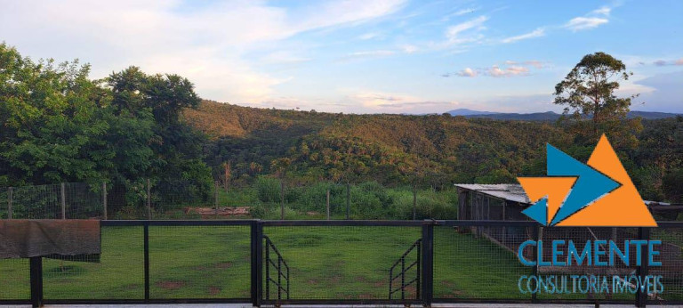 Imagem Casa de Condomínio com 3 Quartos à Venda, 292 m² em Condominio Estancia Da Mata - Jaboticatubas