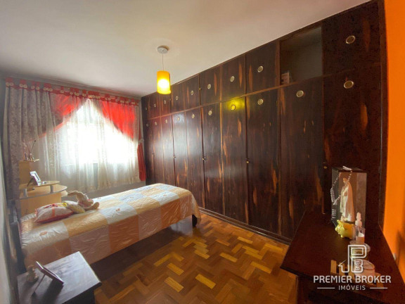 Imagem Apartamento com 4 Quartos à Venda, 123 m² em São Pedro - Teresópolis Imagem Apartamento com 4 Quartos à Venda, 123 m² em São Pedro - Teresópolis