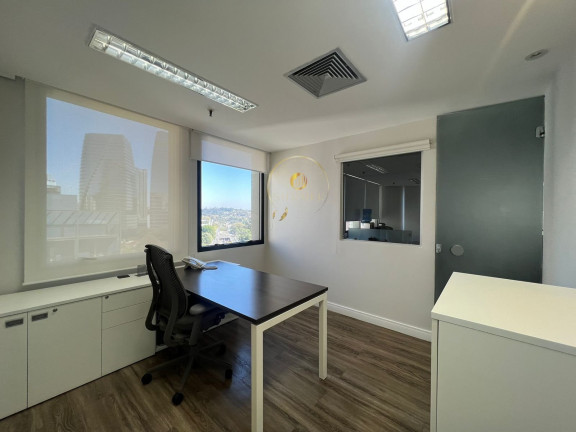 Imagem Imóvel Comercial à Venda, 130 m² em Vila Olímpia - São Paulo Imagem Imóvel Comercial à Venda, 130 m² em Vila Olímpia - São Paulo