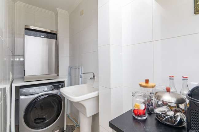 Imagem Apartamento com 2 Quartos à Venda, 85 m² em Menino Deus - Porto Alegre Imagem Apartamento com 2 Quartos à Venda, 85 m² em Menino Deus - Porto Alegre