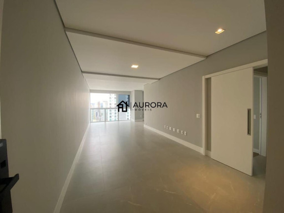 Imagem Apartamento com 4 Quartos à Venda, 143 m² em Centro - Balneário Camboriú Imagem Apartamento com 4 Quartos à Venda, 143 m² em Centro - Balneário Camboriú