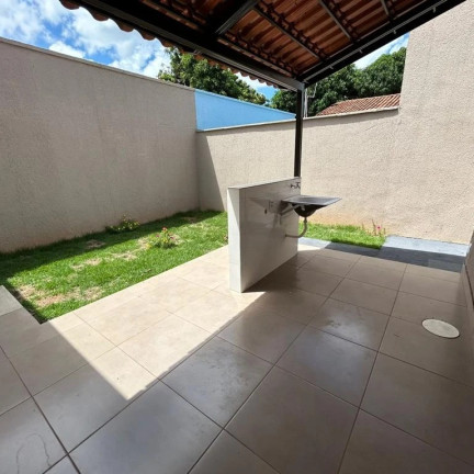 Imagem Imóvel com
3 Quartos à Venda, 102 m² em
Itaipu -
Aparecida De Goiania Imagem Imóvel com
3 Quartos à Venda, 102 m² em
Itaipu -
Aparecida De Goiania