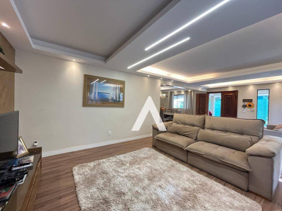 Imagem Casa com 5 Quartos à Venda, 318 m² em Comary - Teresópolis Imagem Casa com 5 Quartos à Venda, 318 m² em Comary - Teresópolis