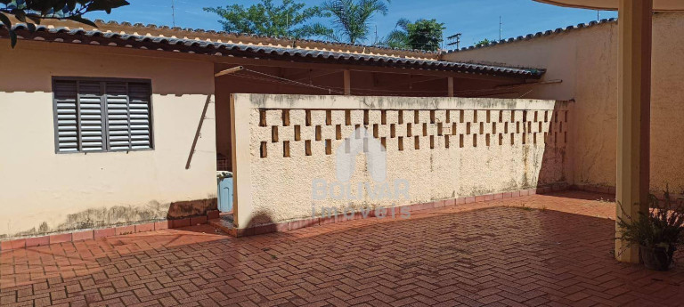 Imagem Casa com 3 Quartos à Venda, 360 m² em Setor Central - Itumbiara Imagem Casa com 3 Quartos à Venda, 360 m² em Setor Central - Itumbiara