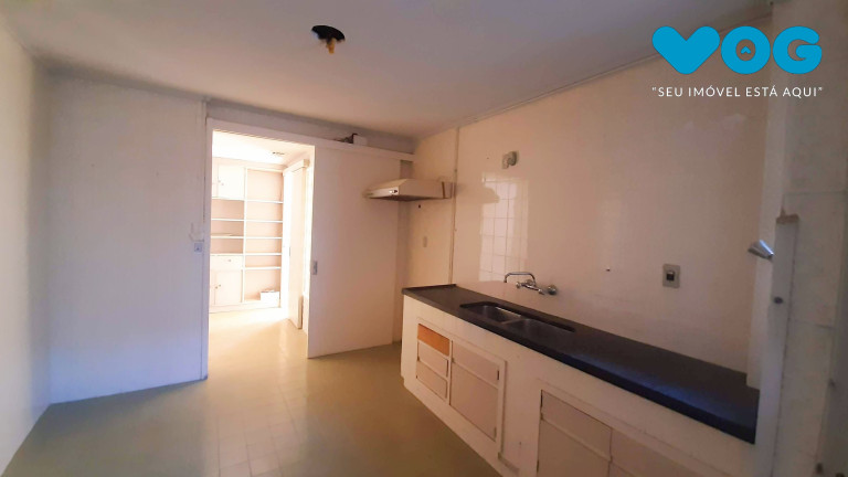 Imagem Imóvel com 4 Quartos à Venda, 179 m² em Moinhos De Vento - Porto Alegre Imagem Imóvel com 4 Quartos à Venda, 179 m² em Moinhos De Vento - Porto Alegre