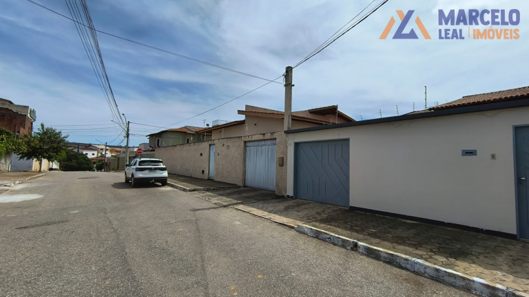 Imagem Casa com 4 Quartos para Alugar, 260 m² em Candeias - Vitória Da Conquista Imagem Casa com 4 Quartos para Alugar, 260 m² em Candeias - Vitória Da Conquista