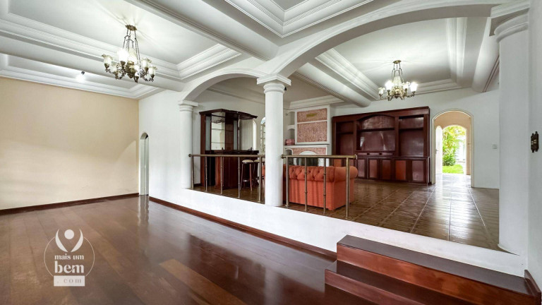 Imagem Casa com 5 Quartos à Venda, 537 m² em São Lourenço - Curitiba