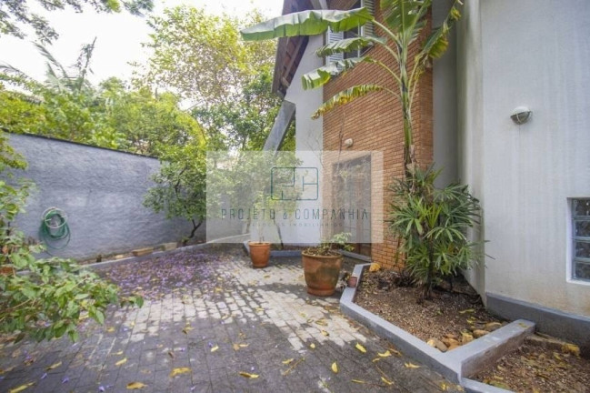 Imagem Sobrado com 3 Quartos à Venda, 247 m² em Jardim Petropolis - São Paulo Imagem Sobrado com 3 Quartos à Venda, 247 m² em Jardim Petropolis - São Paulo