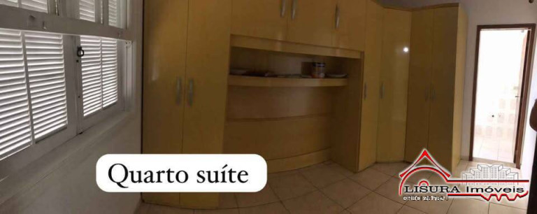 Imagem Casa de Condomínio com 3 Quartos à Venda, em Jardim Califórnia - Jacareí Imagem Casa de Condomínio com 3 Quartos à Venda, em Jardim Califórnia - Jacareí