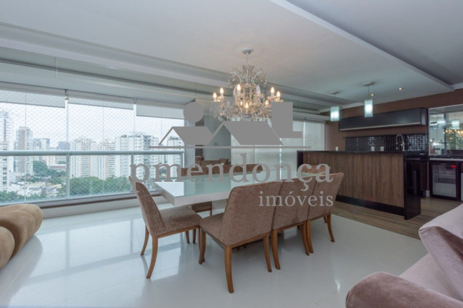 Apartamento com 3 Quartos à Venda, 172 m² em Vila Romana - São Paulo