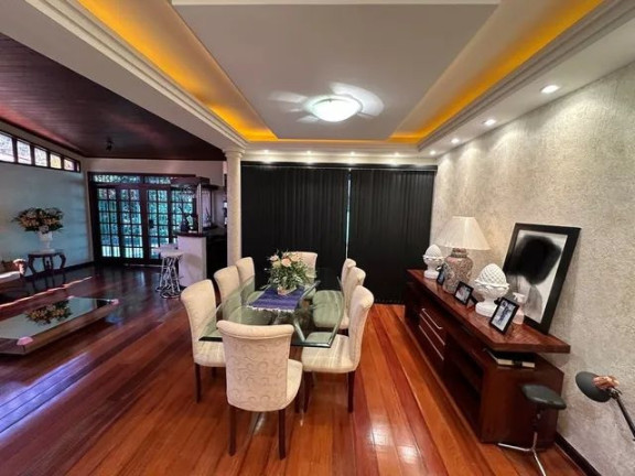 Imagem Casa com 6 Quartos à Venda, 1.000 m² em São Francisco - Niterói Imagem Casa com 6 Quartos à Venda, 1.000 m² em São Francisco - Niterói