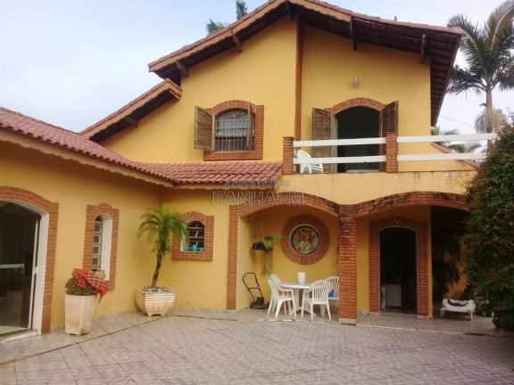 Sobrado à Venda, 200 m² em Oasis - Itanhaem