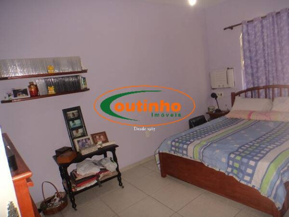 Imagem Casa com 2 Quartos à Venda, 90 m² em Tijuca - Rio De Janeiro Imagem Casa com 2 Quartos à Venda, 90 m² em Tijuca - Rio De Janeiro