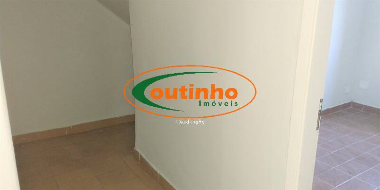 Imagem Casa com 3 Quartos à Venda, 120 m² em Tijuca - Rio De Janeiro Imagem Casa com 3 Quartos à Venda, 120 m² em Tijuca - Rio De Janeiro