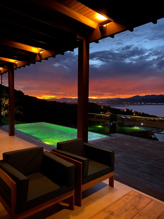 Imagem Imóvel com 2 Quartos à Venda, 285 m² em Praia Da Ferrugem - Garopaba