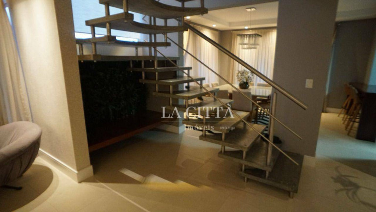 Imagem Casa com 3 Quartos à Venda, 376 m² em Ariribá - Balneário Camboriú