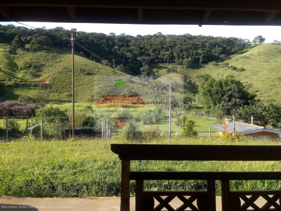 Imagem Chácara com 4 Quartos à Venda, 384 m² em Santa Luzia Rural - Taubaté