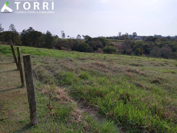 Imagem Imóvel com 12 Quartos à Venda, 2.000 m² em Centro - Araçoiaba Da Serra Imagem Imóvel com 12 Quartos à Venda, 2.000 m² em Centro - Araçoiaba Da Serra