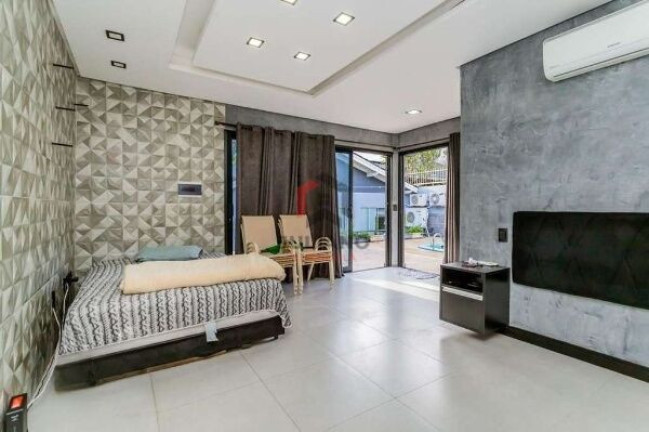 Imagem Casa com 3 Quartos à Venda, 178 m² em Jardim Itu Sabará - Porto Alegre