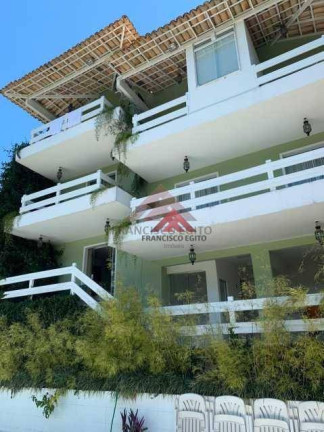 Casa com 4 Quartos à Venda, 360 m² em Itaipu - Niterói