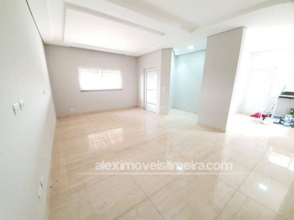 Casa de Condomínio com 3 Quartos à Venda,  em Limeira