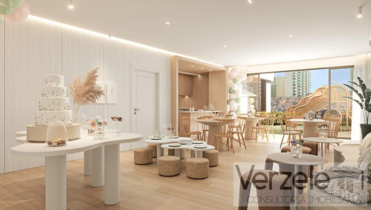 Imagem Imóvel com 4 Quartos à Venda, 178 m² em Centro - Balneário Camboriú Imagem Imóvel com 4 Quartos à Venda, 178 m² em Centro - Balneário Camboriú