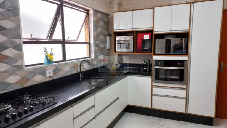 Apartamento com 3 Quartos à Venda, 110 m² em Centro - São Vicente