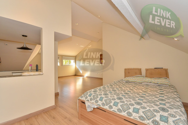 Imagem Sobrado com 3 Quartos à Venda, 164 m² em Boa Vista - Curitiba