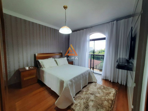 Imagem Apartamento com 3 Quartos à Venda, 175 m²