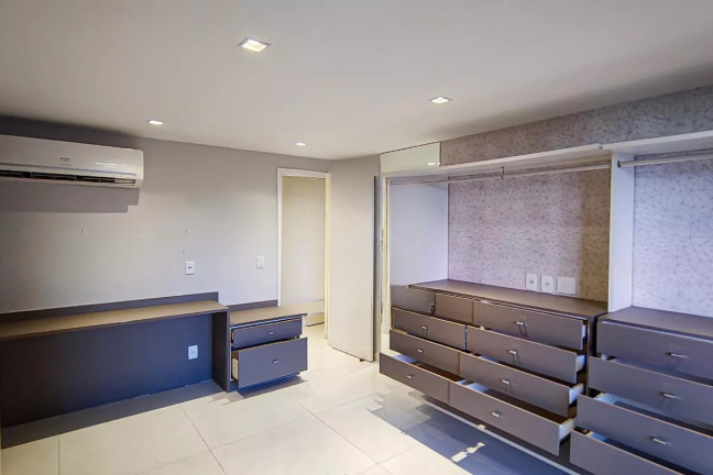 Imagem Apartamento com 4 Quartos à Venda, 180 m² em Taquara - Rio De Janeiro