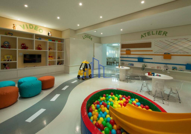 Imagem Apartamento com 1 Quarto à Venda, 68 m² em Jardim Tupanci - Barueri