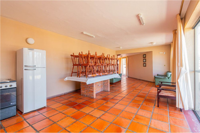 Imagem Imóvel com 2 Quartos à Venda, em Auxiliadora - Porto Alegre Imagem Imóvel com 2 Quartos à Venda, em Auxiliadora - Porto Alegre