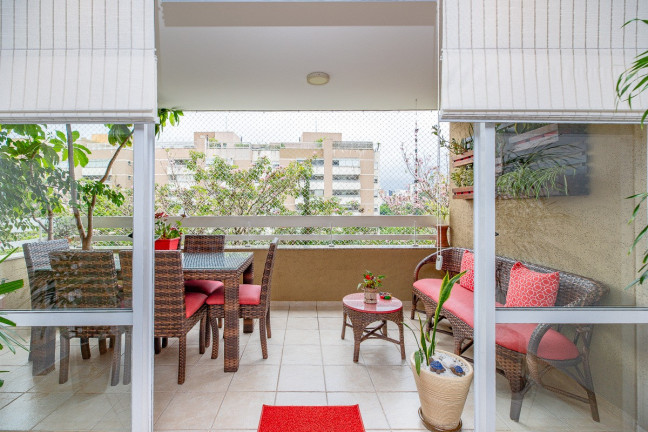 Imagem Apartamento com 3 Quartos à Venda, 151 m² em Panamby - São Paulo Imagem Apartamento com 3 Quartos à Venda, 151 m² em Panamby - São Paulo