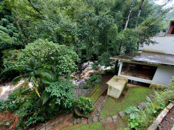Imagem Casa com 6 Quartos à Venda, 410 m² em Granja Guarani - Teresópolis Imagem Casa com 6 Quartos à Venda, 410 m² em Granja Guarani - Teresópolis