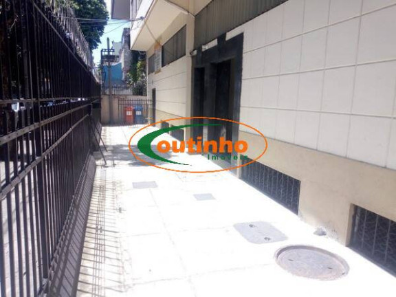 Imagem Imóvel Comercial à Venda, 1.430 m² em Vila Isabel - Rio De Janeiro Imagem Imóvel Comercial à Venda, 1.430 m² em Vila Isabel - Rio De Janeiro