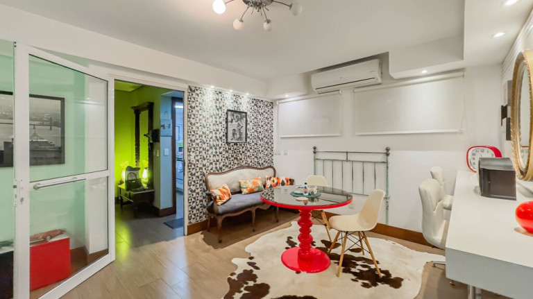 Imagem Imóvel com 2 Quartos à Venda,  em Moinhos De Vento - Porto Alegre
