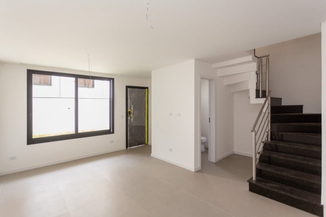 Imagem Casa de Condomínio com 3 Quartos à Venda, 157 m² em Pilarzinho - Curitiba