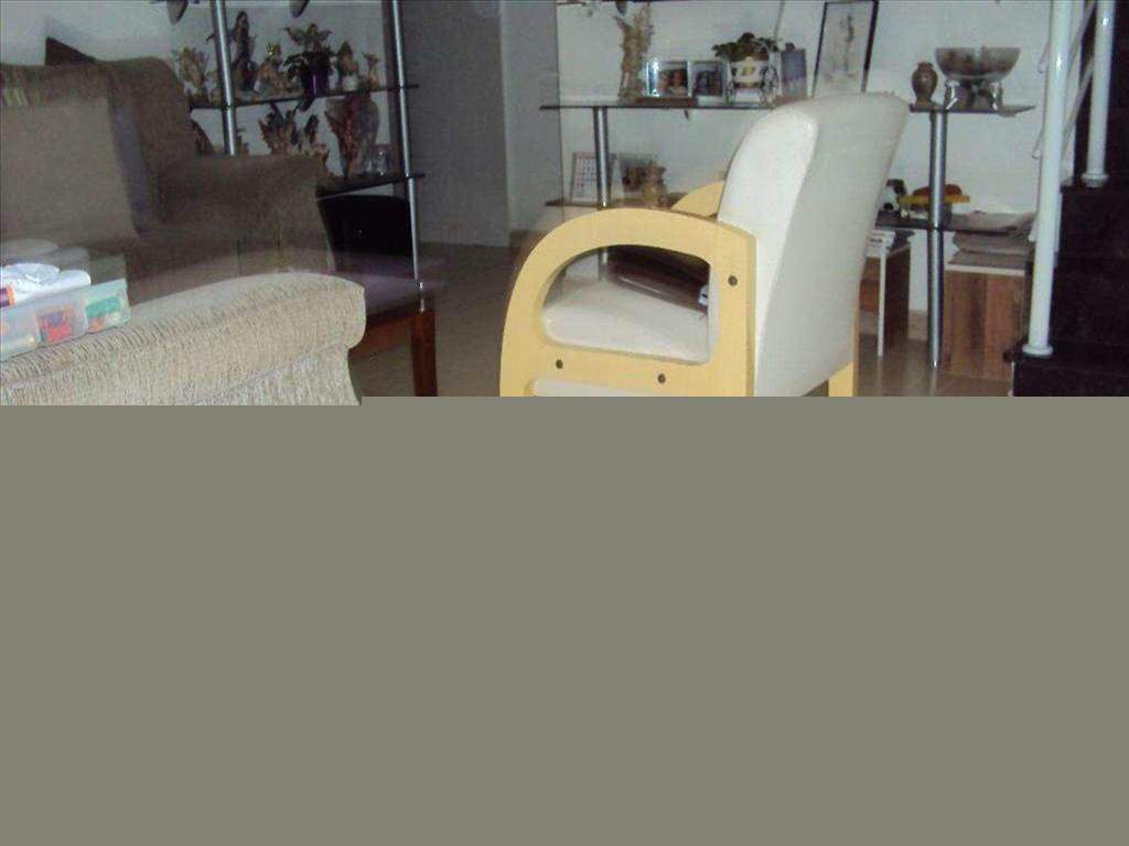 Imagem Casa com 2 Quartos à Venda, 69 m² em Vila Tupi - Praia Grande