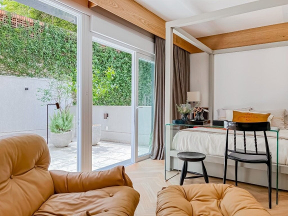 Imagem Apartamento com 1 Quarto à Venda, 84 m² em Três Figueiras - Porto Alegre Imagem Apartamento com 1 Quarto à Venda, 84 m² em Três Figueiras - Porto Alegre