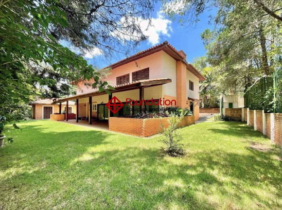 Casa de Condomínio com 7 Quartos à Venda,  em Taboleiro Verde - Cotia