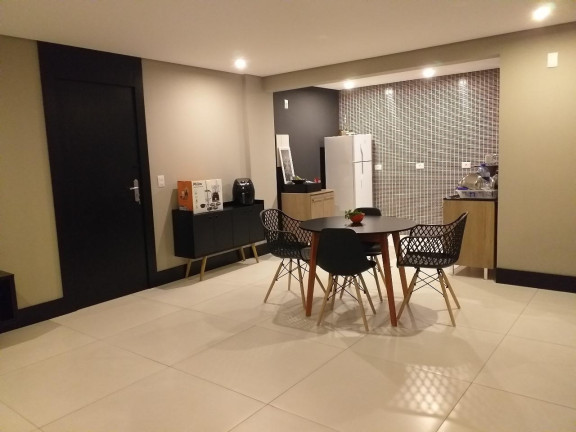 Imagem Apartamento com 1 Quarto à Venda, 61 m² em Novo Mundo - Curitiba Imagem Apartamento com 1 Quarto à Venda, 61 m² em Novo Mundo - Curitiba